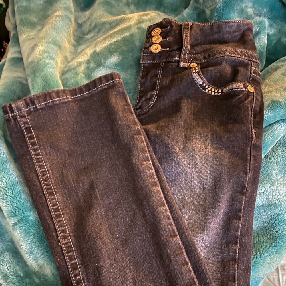 Seven Jeans
